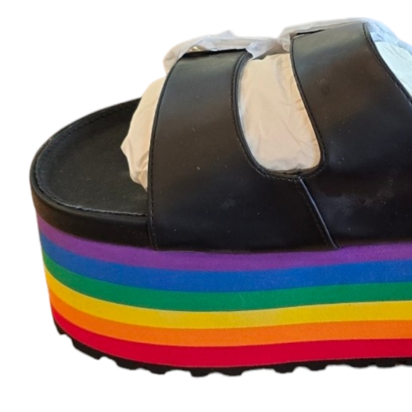 Charla Tedrick Platform - Picture 1 of 4